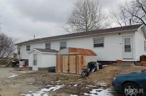 701 E Madison, Metamora, IL 61548 photo 1