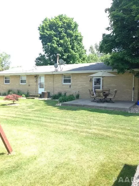 211 Brookside, Minier, IL 61759 photo 17