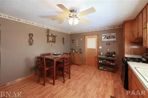 211 Brookside, Minier, IL 61759 photo 6