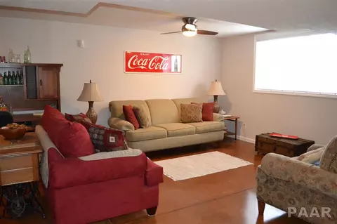 11622 N Dunmore Dr, Dunlap, IL 61525 photo 23