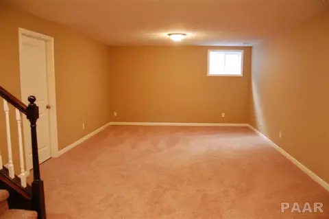 121 W Hillside Ct, Dunlap, IL 61525 photo 13
