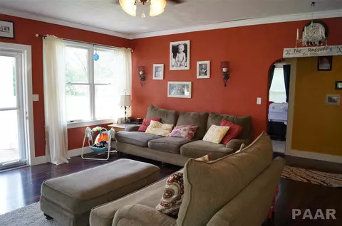624 E 8th, Saint David, IL 61563 photo 3