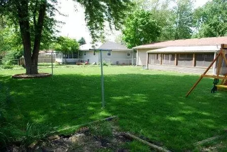 614 E Pine St, Metamora, IL 61548 photo 23