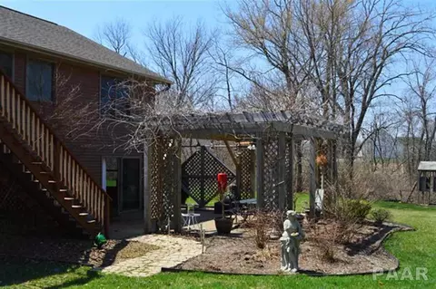 207 Windsor, Germantown Hills, IL 61548 photo 27