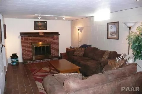 207 Graze, Dunlap, IL 61525 photo 11