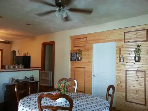 138 W Maple, Canton, IL 61520 photo 4