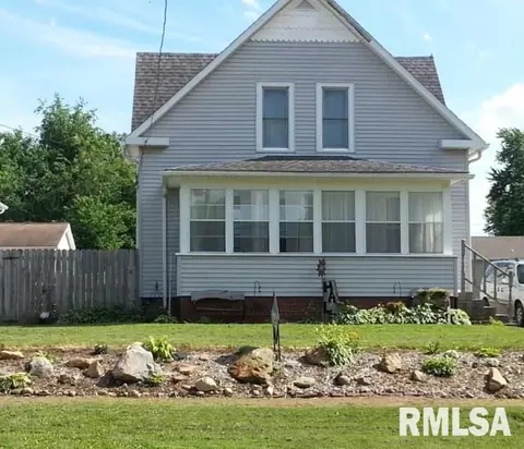 138 W Maple, Canton, IL 61520 photo 1