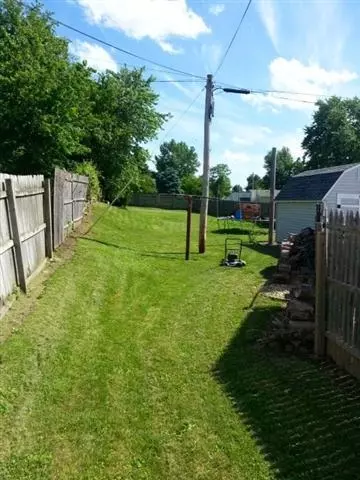 138 W Maple, Canton, IL 61520 photo 20