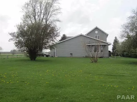 758 Towerline, Delavan, IL 61734 photo 13
