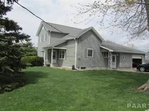 758 Towerline, Delavan, IL 61734 photo 2