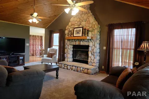 877 County Road 2000 E, Varna, IL 61375 photo 2
