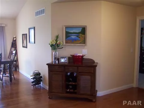 825 Jonathan St, Washington, IL 61571 photo 5