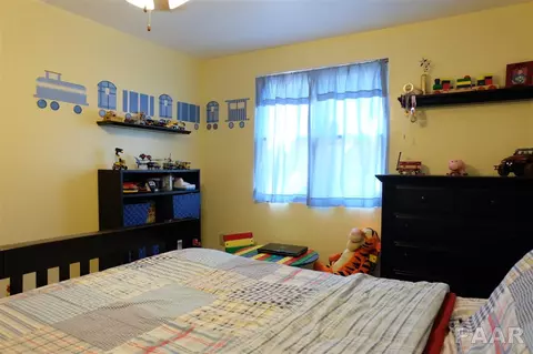 209 Algonquin, Marquette Heights, IL 61554 photo 9