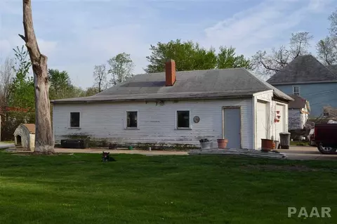 602 E 3rd St, Delavan, IL 61734 photo 24