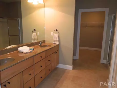 112 Eagle Rdg, Washington, IL 61571 photo 12