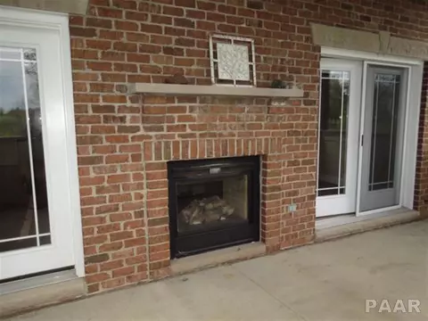 112 Eagle Rdg, Washington, IL 61571 photo 16
