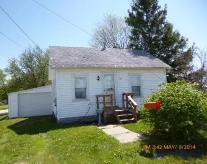 258 W 5th St, Dunfermline, IL 61524 photo 1