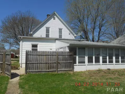 15720 N 3rd St, Rome, IL 61562 photo 2
