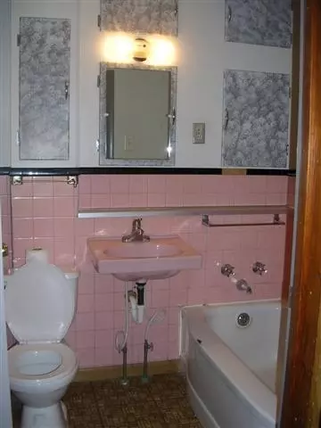 1032 E Locust, Canton, IL 61520 photo 6