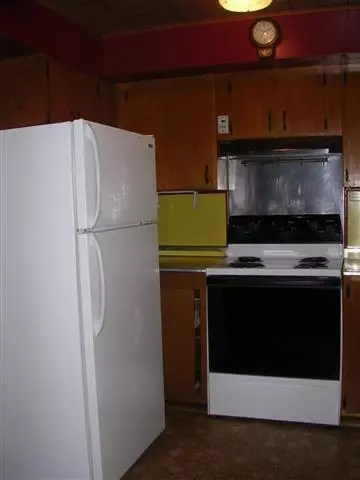 1032 E Locust, Canton, IL 61520 photo 9