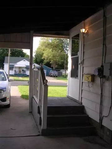 1032 E Locust, Canton, IL 61520 photo 33