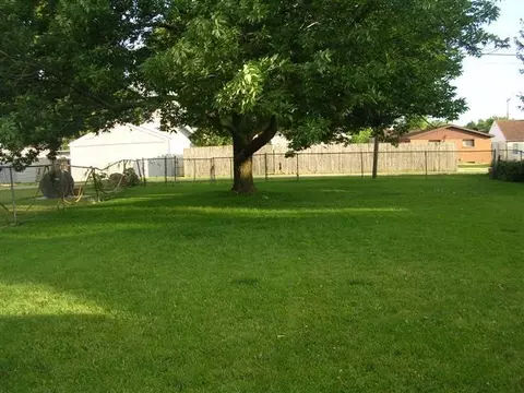 1032 E Locust, Canton, IL 61520 photo 29
