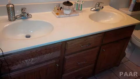 107 Marvin, Germantown Hills, IL 61548 photo 15