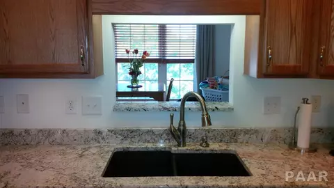107 Marvin, Germantown Hills, IL 61548 photo 9