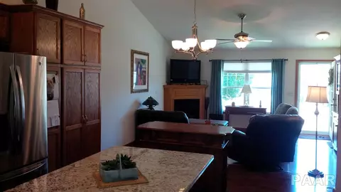107 Marvin, Germantown Hills, IL 61548 photo 11