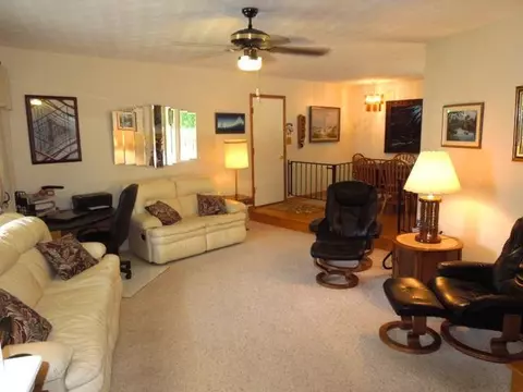 10511 W Sir Ector Ct, Mapleton, IL 61547 photo 3