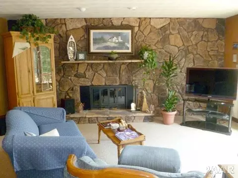 4313 Banbury Cv, Mapleton, IL 61547 photo 8