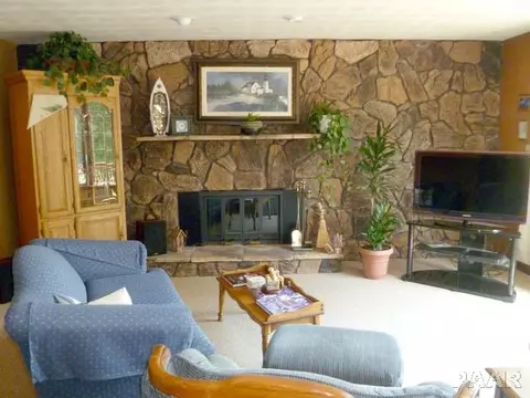 4313 Banbury Cv, Mapleton, IL 61547 photo 8