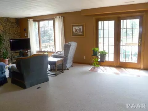 4313 Banbury Cv, Mapleton, IL 61547 photo 9