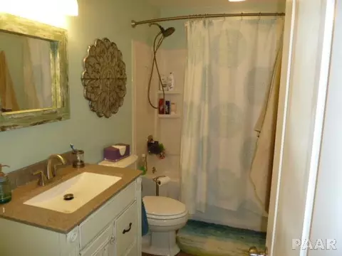 216 Circle Dr, Morton, IL 61550 photo 13