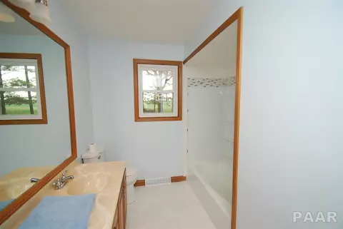 4307 S Lake Camelot Dr, Mapleton, IL 61547 photo 12