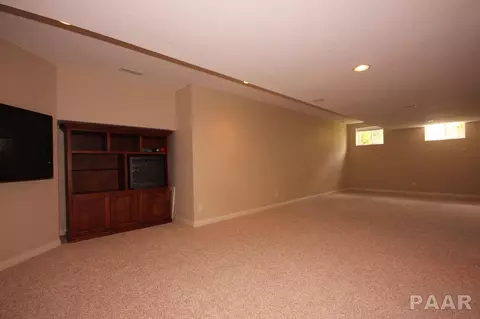 706 S Prairieview Dr, Dunlap, IL 61525 photo 31