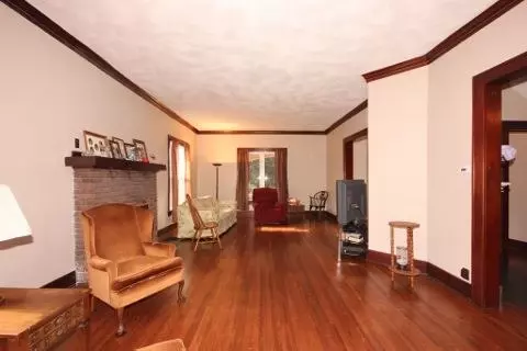 302 W Pne, Canton, IL 61520 photo 14