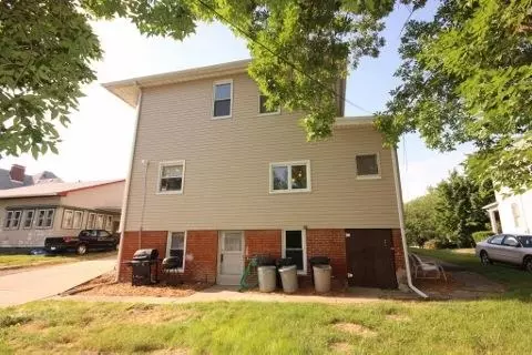 302 W Pne, Canton, IL 61520 photo 7