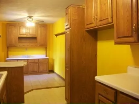 1475 E Locust, Canton, IL 61520 photo 15
