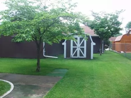 1475 E Locust, Canton, IL 61520 photo 33