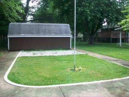 1475 E Locust, Canton, IL 61520 photo 32