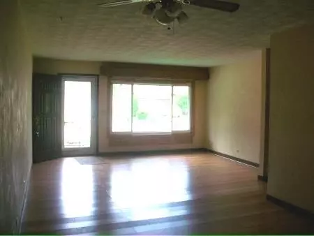 1475 E Locust, Canton, IL 61520 photo 6