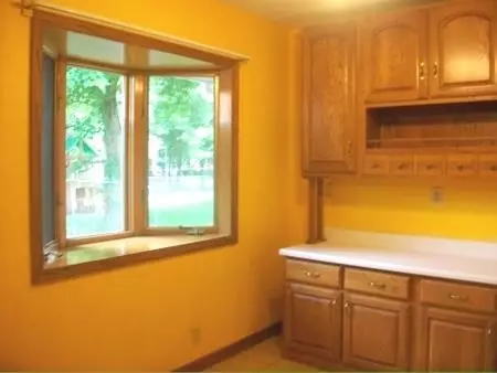 1475 E Locust, Canton, IL 61520 photo 9