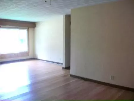 1475 E Locust, Canton, IL 61520 photo 16