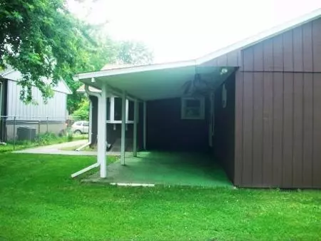 1475 E Locust, Canton, IL 61520 photo 35