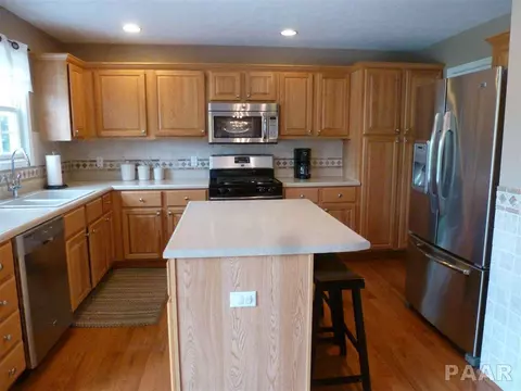 5915 W Brookmere, Edwards, IL 61528 photo 3