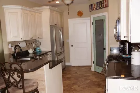 515 E Santa Fe Rd, Chillicothe, IL 61523 photo 7
