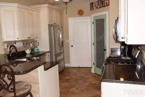 515 E Santa Fe Rd, Chillicothe, IL 61523 photo 8