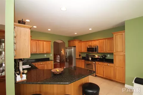 504 Windsor Dr, Germantown Hills, IL 61548 photo 15