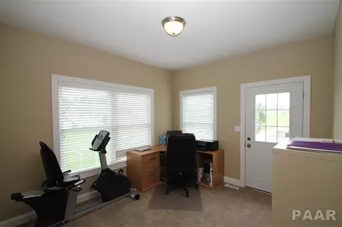 504 Windsor Dr, Germantown Hills, IL 61548 photo 11